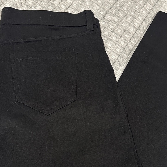 Liverpool Black Ankle Pants - Picture 7 of 9